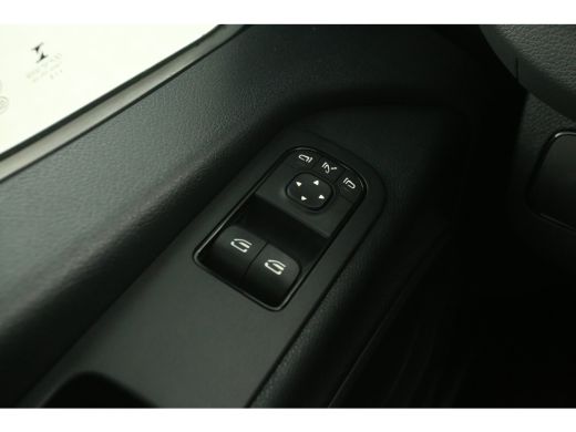 Mercedes Sprinter 3.0 V6 319CDI L2H1 191PK 3000KG Trekgew. Dubbellucht Automaat Airco Cruise Camera Carplay Navi 3 ... ActivLease financial lease