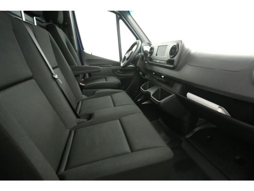 Mercedes Sprinter 3.0 V6 319CDI L2H1 191PK 3000KG Trekgew. Dubbellucht Automaat Airco Cruise Camera Carplay Navi 3 ... ActivLease financial lease