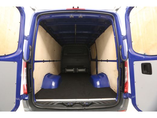 Mercedes Sprinter 3.0 V6 319CDI L2H1 191PK 3000KG Trekgew. Dubbellucht Automaat Airco Cruise Camera Carplay Navi 3 ... ActivLease financial lease