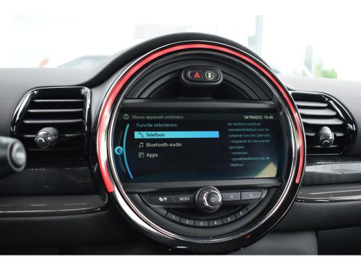 Mini Clubman 1.5 Cooper Pepper Serious Business | Automaat | H/K | 17" LM | Cruise ActivLease financial lease