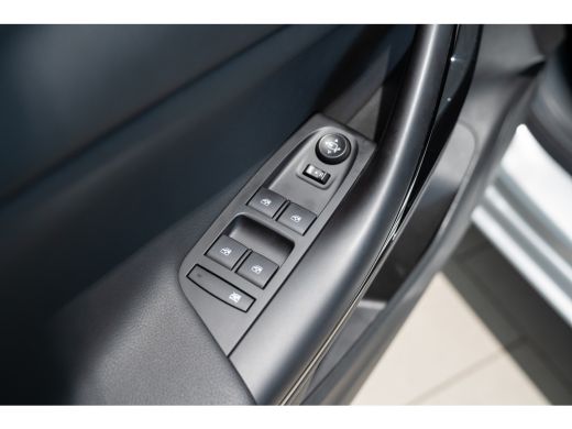 Opel Astra 1.4 Turbo Business Elegance Automaat | Camera | AGR Stoel | Climate Controle | Keyless | Parkeers... ActivLease financial lease
