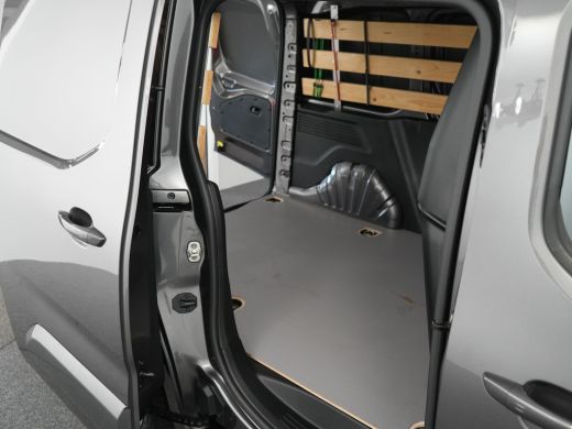 Opel Combo 1.5D L1H1 130pk Aut. Edition | Achteruitrijcamera | Achteruitrijcamera | Airco ActivLease financial lease
