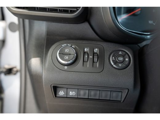 Opel Combo-e Opel L1H1 Edition 50 kWh | HUD | Camera | Navigatie | Stoel & Stuur verwarming | Parkeersensoren ... ActivLease financial lease