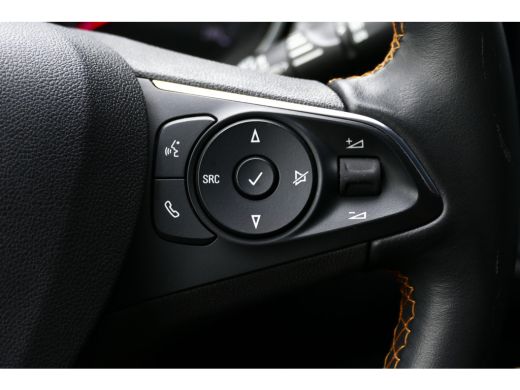 Opel Crossland X Opel 1.2 TURBO 110PK INNOVATION / NAVI / LED / CLIMA / PDC / 16"LMV / CMAERA/ AGR / BLUETOOTH / C... ActivLease financial lease