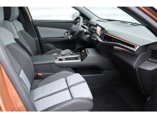 Opel Grandland Electric Opel GS 73KWH 210PK AUTOMAAT / NAVI / CLIMA / FULL-LED / AGR / 20" LMV / KEYLESS / PANO. DAK / AD... ActivLease financial lease