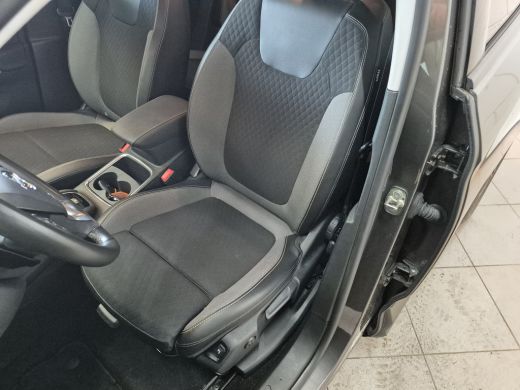 Opel Grandland X Opel 1.6 Turbo Hybrid Business Elegance | LED koplampen | Lichtmetalen velgen 18" | Navigatiesyst... ActivLease financial lease