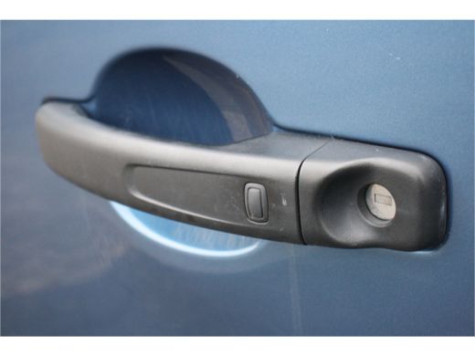 Opel Vivaro 1.6 CDTI 145PK L2H1 DC INNOVATION+ / NAVI / LEDER / CLIMA / LED / PDC / CAMERA / KEYLESS / 17" LM... ActivLease financial lease