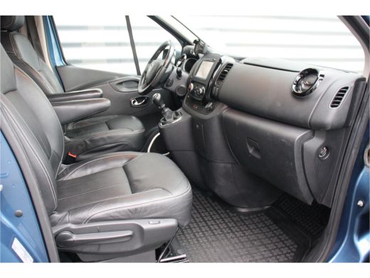 Opel Vivaro 1.6 CDTI 145PK L2H1 DC INNOVATION+ / NAVI / LEDER / CLIMA / LED / PDC / CAMERA / KEYLESS / 17" LM... ActivLease financial lease