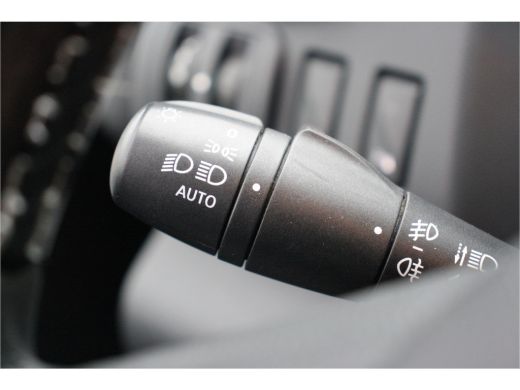 Opel Vivaro 1.6 CDTI 145PK L2H1 DC INNOVATION+ / NAVI / LEDER / CLIMA / LED / PDC / CAMERA / KEYLESS / 17" LM... ActivLease financial lease