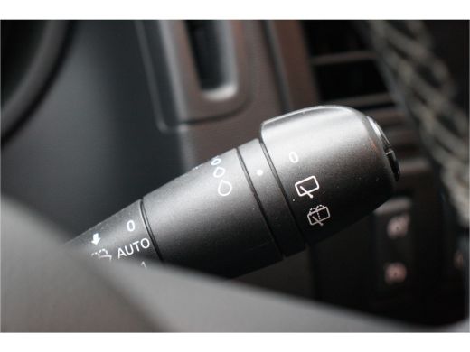 Opel Vivaro 1.6 CDTI 145PK L2H1 DC INNOVATION+ / NAVI / LEDER / CLIMA / LED / PDC / CAMERA / KEYLESS / 17" LM... ActivLease financial lease