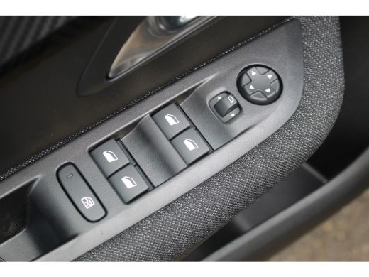 Peugeot 208 1.2 75 Style | Carplay | Cruise | Airco | Bluetooth | PDC | LED | Rijstrooksensor | ActivLease financial lease