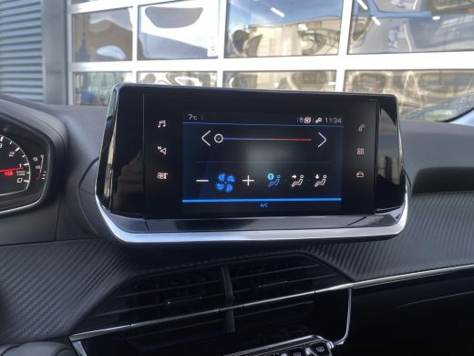 Peugeot 208 1.2 PureTech Style | Airco | Bluetooth telefoonvoorbereiding | Cruise control ActivLease financial lease