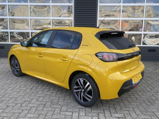 Peugeot 208 1.2 PureTech Style | Airco | Bluetooth telefoonvoorbereiding | Cruise control ActivLease financial lease
