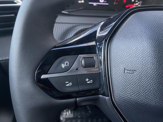 Peugeot 208 1.2 PureTech Style | Airco | Bluetooth telefoonvoorbereiding | Cruise control ActivLease financial lease