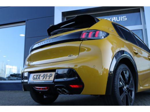 Peugeot 208 Peugeot 1.2 Turbo GT 130PK | Camera | Cruise Control | Navi | Climate | Carplay | PDC V/A | LED ActivLease financial lease