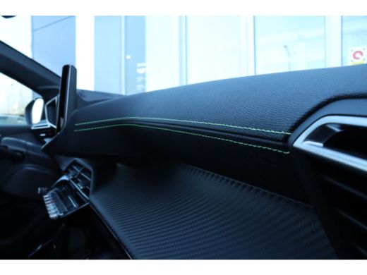 Peugeot 208 Peugeot 1.2 Turbo GT 130PK | Camera | Cruise Control | Navi | Climate | Carplay | PDC V/A | LED ActivLease financial lease