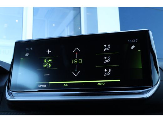 Peugeot 208 Peugeot 1.2 Turbo GT 130PK | Camera | Cruise Control | Navi | Climate | Carplay | PDC V/A | LED ActivLease financial lease