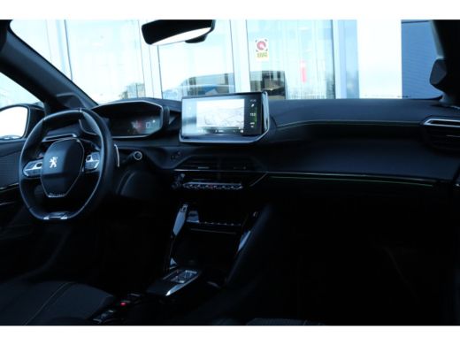 Peugeot 208 Peugeot 1.2 Turbo GT 130PK | Camera | Cruise Control | Navi | Climate | Carplay | PDC V/A | LED ActivLease financial lease