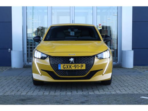 Peugeot 208 Peugeot 1.2 Turbo GT 130PK | Camera | Cruise Control | Navi | Climate | Carplay | PDC V/A | LED ActivLease financial lease