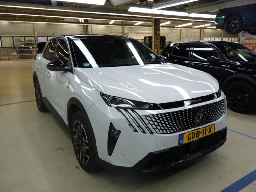 Peugeot 3008 Peugeot 1.2 Hybrid 136 GT ActivLease financial lease