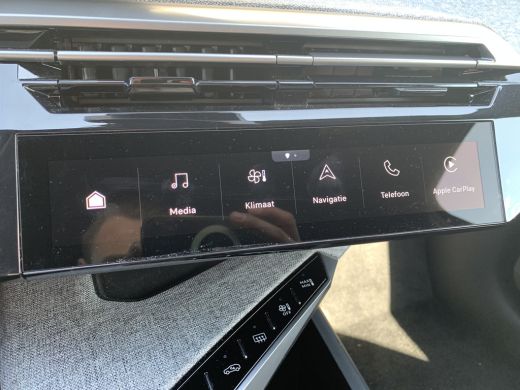Peugeot 5008 Peugeot 1.2 Hybrid 136 Allure | Clima | Camera 360 | Adapt-cruise | Navi | 7 zits | Luxe uitvoeri... ActivLease financial lease