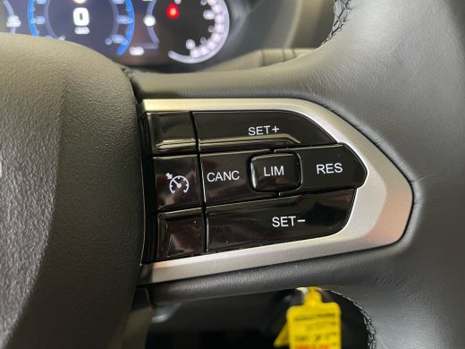 Peugeot Boxer 2.2 BlueHDi 140pk Automaat! L2H2 3.5t | Achteruitrijcamera | Airco (automatisch) | Apple Carplay/... ActivLease financial lease