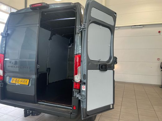 Peugeot Boxer 2.2 BlueHDi 140pk Automaat! L2H2 3.5t | Achteruitrijcamera | Airco (automatisch) | Apple Carplay/... ActivLease financial lease