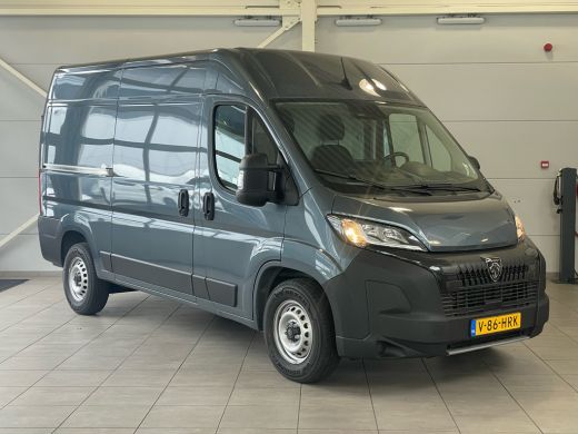 Peugeot Boxer 2.2 BlueHDi 140pk Automaat! L2H2 3.5t | Achteruitrijcamera | Airco (automatisch) | Apple Carplay/... ActivLease financial lease