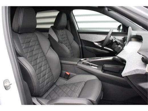 Peugeot E-3008 Peugeot 73KWH GT 214PK / NAVI / LEDER / CLIMA / FULL-LED / 20" LMV / KEYLESS / 360° CAMERA / ADAP... ActivLease financial lease