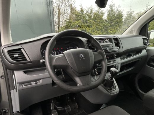Peugeot Expert 1.5 BlueHDI 102 PK / L2H1 / TREKHAAK / AIRCO / CRUISE / BLUETOOTH ActivLease financial lease