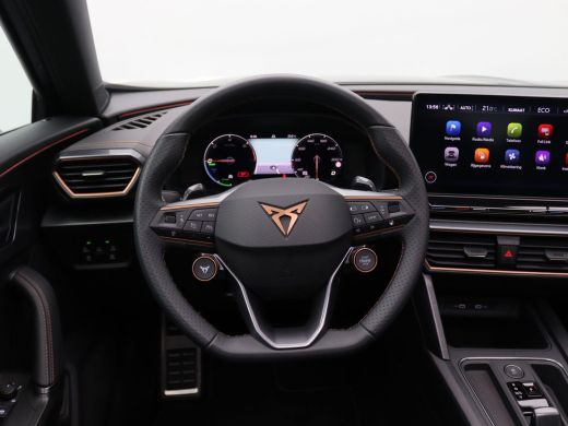 Seat Formentor 1.4 e-Hybrid VZ Performance 245PK DSG Full led, 360 gr. camera, alarm, panoramadak, volleder, ele... ActivLease financial lease