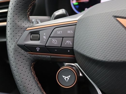 Seat Formentor 1.4 e-Hybrid VZ Performance 245PK DSG Full led, 360 gr. camera, alarm, panoramadak, volleder, ele... ActivLease financial lease