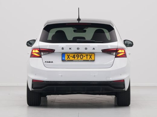 Skoda Fabia 1.0 TSI 95pk Monte Carlo Navi via App Virtual Cockpit Cruise Pdc 297 ActivLease financial lease