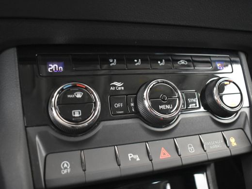 Skoda Karoq 1.5 TSI ACT Business Edition l Camera l Apple Car Play l Navigatie l Elektr. Inklapbare spiegels ... ActivLease financial lease