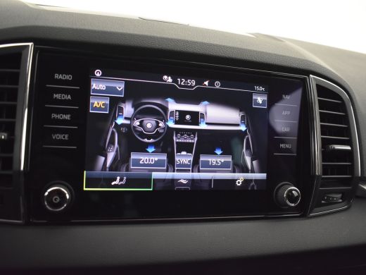 Skoda Karoq 1.5 TSI ACT Business Edition l Camera l Apple Car Play l Navigatie l Elektr. Inklapbare spiegels ... ActivLease financial lease