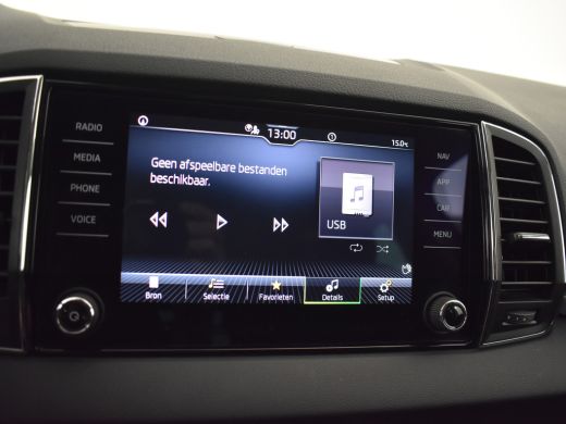 Skoda Karoq 1.5 TSI ACT Business Edition l Camera l Apple Car Play l Navigatie l Elektr. Inklapbare spiegels ... ActivLease financial lease