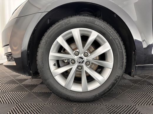 Skoda Octavia Combi 1.6 TDI Greentech Clever Edition Aut. *LEATHER-FABRIC | NAVI-FULLMAP | COMFORT-SEATS | DAB+... ActivLease financial lease