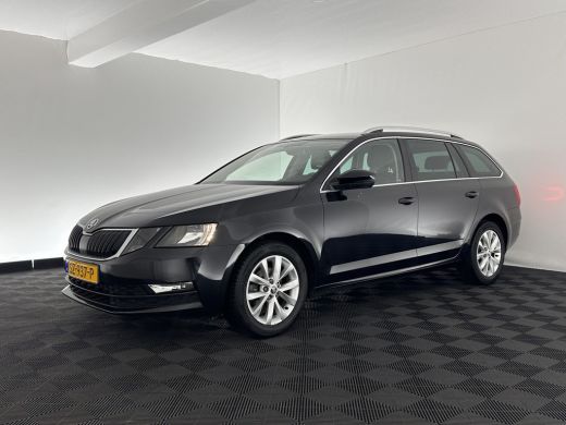 Skoda Octavia Combi 1.6 TDI Greentech Clever Edition Aut. *LEATHER-FABRIC | NAVI-FULLMAP | COMFORT-SEATS | DAB+... ActivLease financial lease