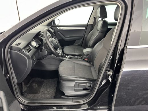 Skoda Octavia Combi 1.6 TDI Greentech Clever Edition Aut. *LEATHER-FABRIC | NAVI-FULLMAP | COMFORT-SEATS | DAB+... ActivLease financial lease