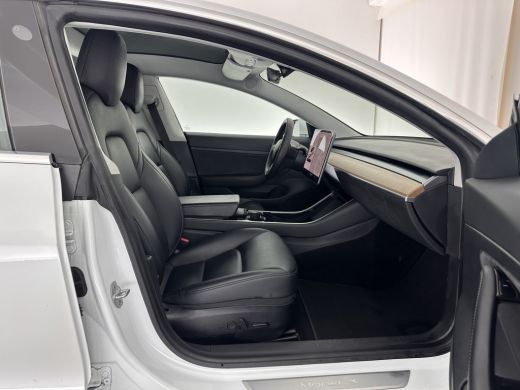 Tesla Model 3 Standard RWD Plus 60 kWh [ 3-Fase ] (INCL-BTW) Aut. *PANO | AUTO-PILOT | NAPPA-LEATHER | KEYLESS ... ActivLease financial lease
