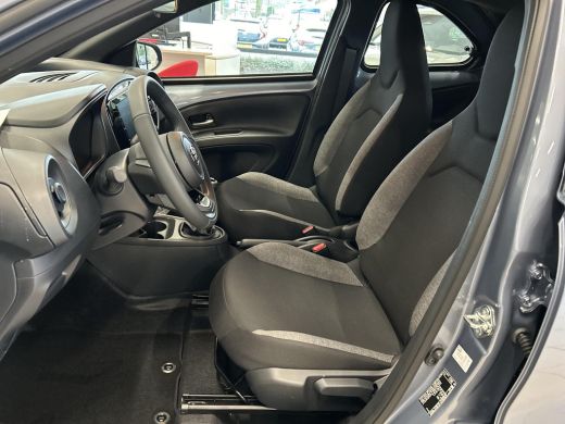 Toyota Aygo X 1.0 VVT-i MT Play ActivLease financial lease