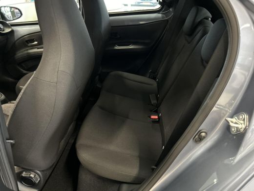 Toyota Aygo X 1.0 VVT-i MT Play ActivLease financial lease