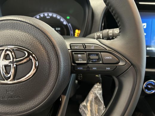 Toyota Aygo X 1.0 VVT-i MT Play ActivLease financial lease