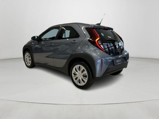 Toyota Aygo X 1.0 VVT-i MT Play ActivLease financial lease