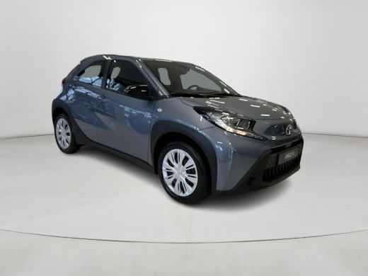 Toyota Aygo X 1.0 VVT-i MT Play ActivLease financial lease