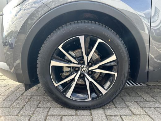 Toyota C-HR 1.8 Hybrid 140 Dynamic (Navigatie - Elektrische achterklep) ActivLease financial lease