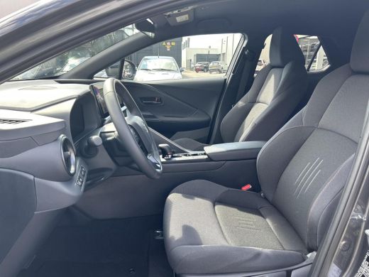 Toyota C-HR 1.8 Hybrid 140 Dynamic (Navigatie - Elektrische achterklep) ActivLease financial lease