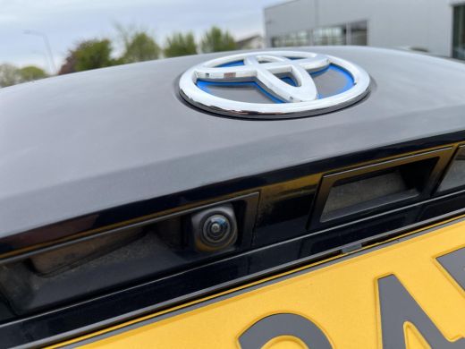 Toyota Corolla Touring Sports 1.8 Hybrid Dynamic | Apple CarPlay/Android auto | Achteruitrijcamera | Stoelverwarming ActivLease financial lease