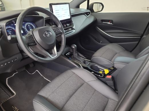 Toyota Corolla Touring Sports Hybrid 140 Dynamic | Blindspot | Elektr. klep | Apple CarPlay | Rijklaarprijs incl. garantie | ActivLease financial lease