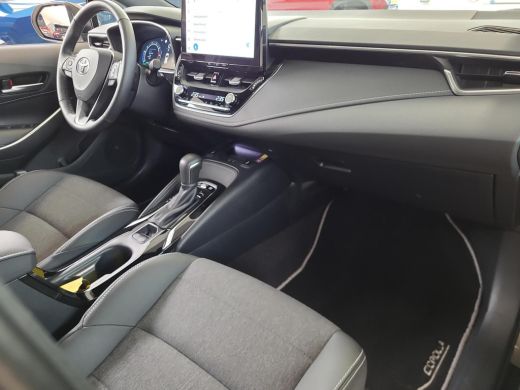 Toyota Corolla Touring Sports Hybrid 140 Dynamic | Blindspot | Elektr. klep | Apple CarPlay | Rijklaarprijs incl. garantie | ActivLease financial lease